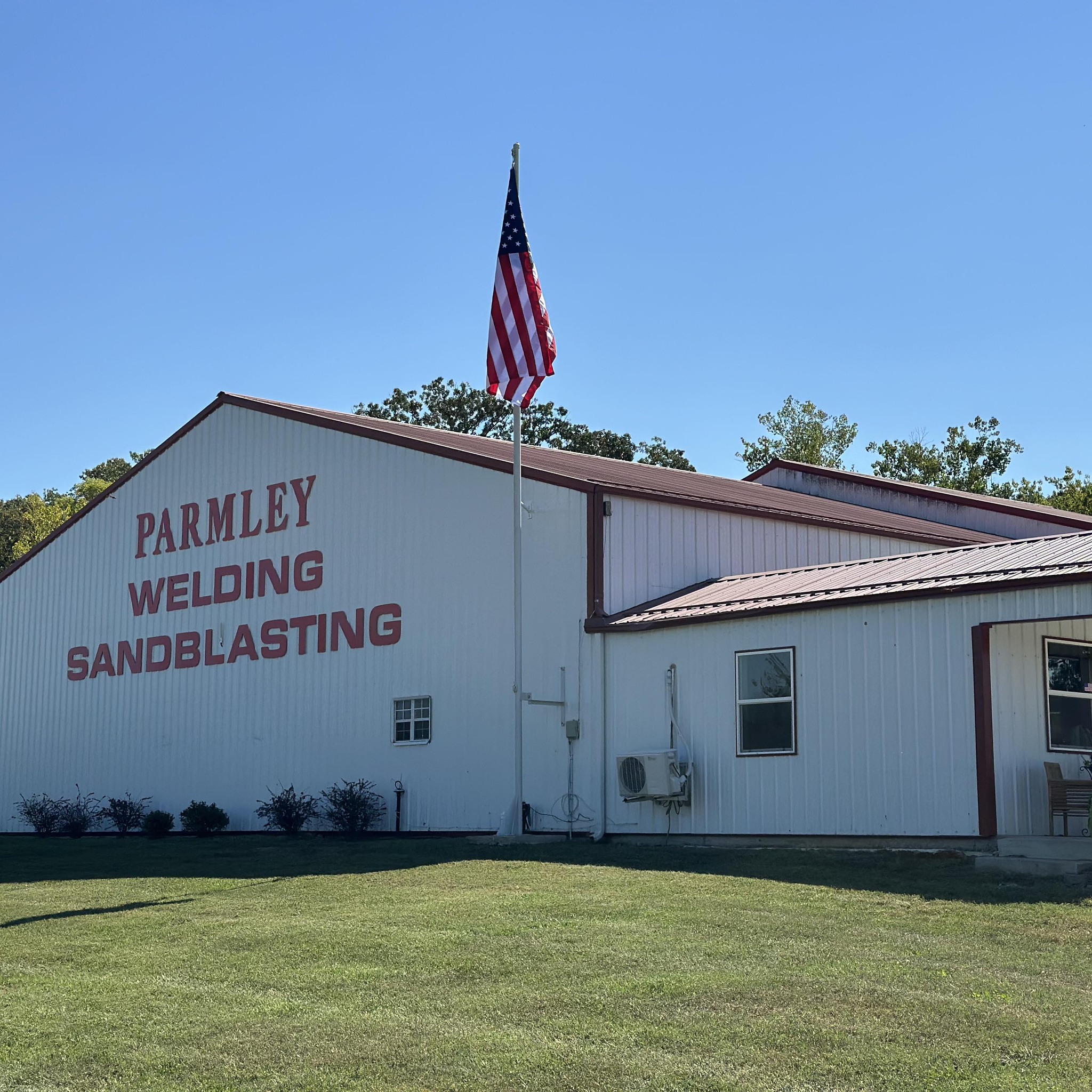 Parmley Logo- https://www.parmleywelding.com/